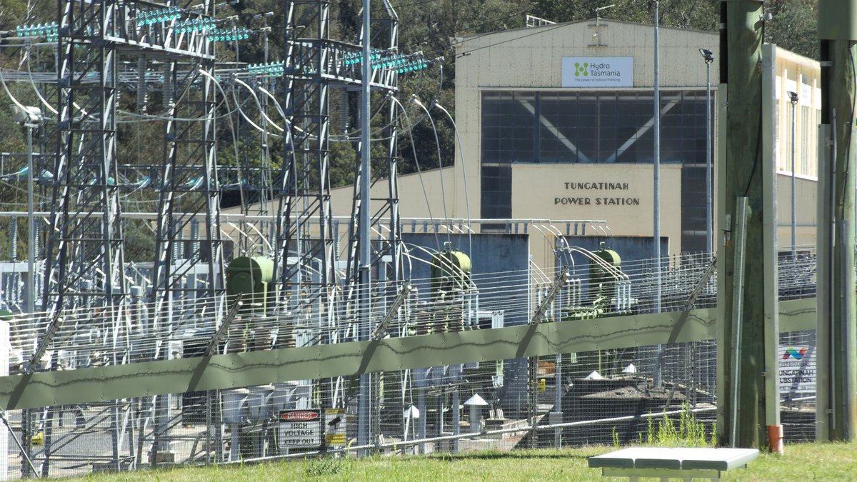 Tungatinah Power Station building, photographed in 2017, before the fire that destroyed it in September 2026. Historical photo, not a current image of the site.